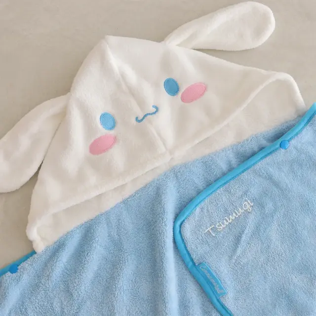 【出産祝い おくるみ】サンリオ フード付バスポンチョ