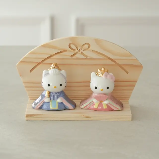 初節句 ひなまつり 雛人形】ハローキティ 磁器ひな人形