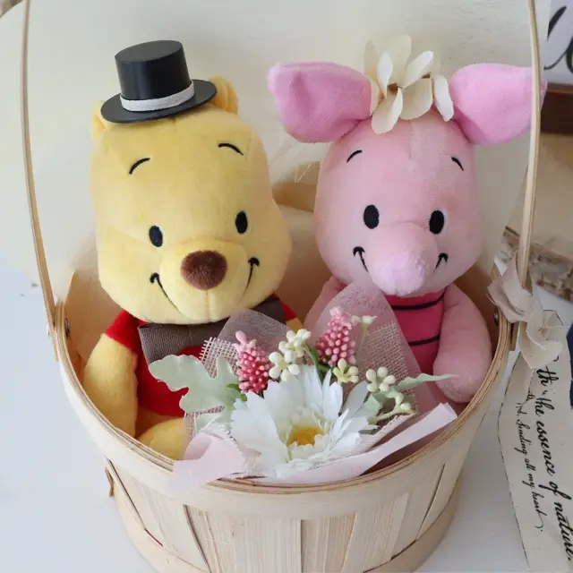 結婚式 電報 ギフト】くまのプーさんウェディングドールバスケット
