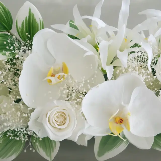 プリザーブドフラワー 仏花 お供え花 花純（かすみ）花器付