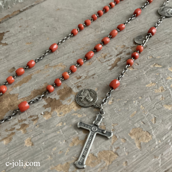 【日本発送】A-026　フランスアンティークロザリオ/クロスネックレス　コーラル（珊瑚）ネックレス