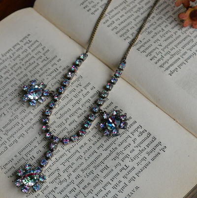 【日本発送】A-174　フランスアンティーク/ヴィンテージネックレス　ガラス＆メタル