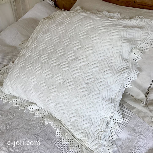 【日本発送】B1609 フランスアンティークリネンピローケース/クッションカバー　コットンクロシェレース 72x72cm