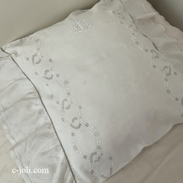 フランスアンティーク/モノグラムクッションカバー/MONOGRAM \"J・M\" 2026年最新】フランス アンティーク クッションの人気アイテム - メルカリ