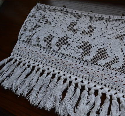 【日本発送】C-448 フランスアンティークレースカーテン　フック付ハンドワークリネンフィレレース 42x33cm