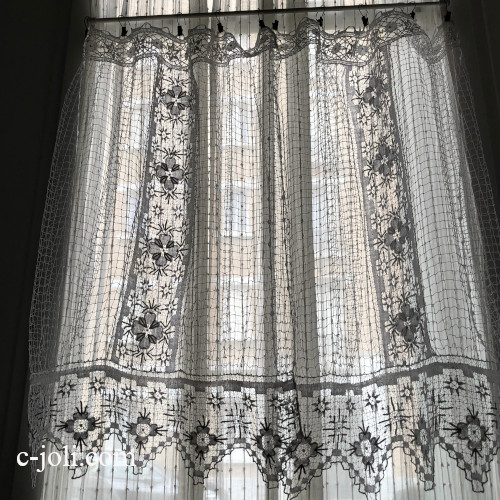 【パリ発送】C1179 フランスアンティークレーススモールカーテン2枚　ハンドワークリネンフィレレース＆ボビンレースカーテン 56x80cm