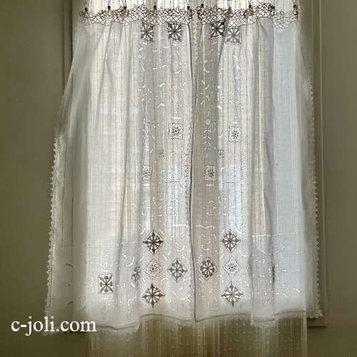 【パリ発送】C1183 フランスアンティークレース＆刺繍カーテン2枚　カットワーク手刺繍リネンローン＆ニードルレース＆ボビンレース 56x101cm