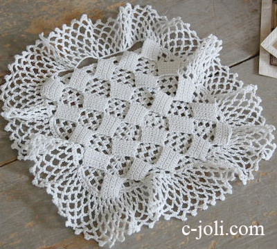 【日本発送】E-190　英国アンティークレース　クロシェレースハンカチケース