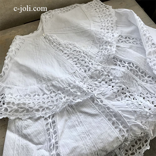 【日本発送】E-650　フランスアンティークベビーコート/ベビーマント　カットワーク手刺繍コットン 58cm