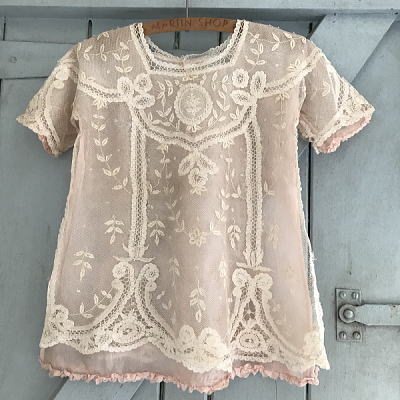 E-901　フランスアンティークレースベビードレス/ドールドレス　19世紀リネンボビンレース＆シルク 47.5cm