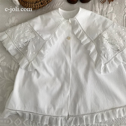 【パリ発送】E1052 フランスアンティークベビーケープ/ベビー服/チャイルドケープ　手刺繍コットンチュール＆フィレレース＆コットンピケ 56cm