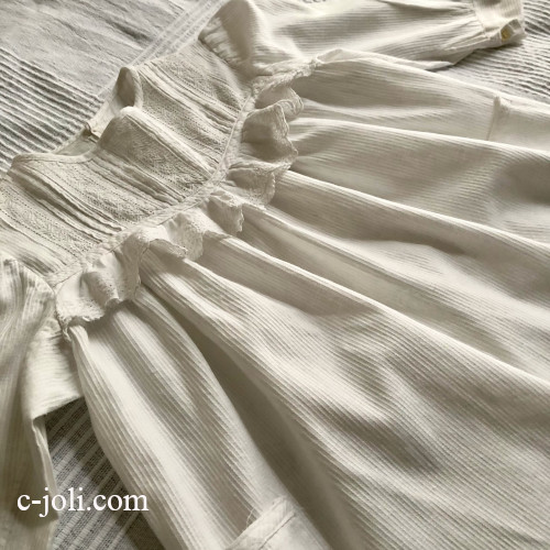 【パリ発送】E1132 フランスアンティークベビードレス/ベビーワンピース/ベビー服　手刺繍＆コットンピケ 52cm