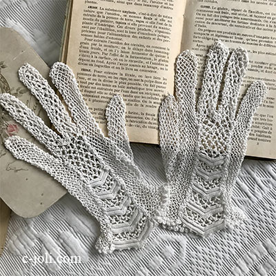【パリ発送】F-091 フランスアンティークレース手袋　リネンクロシェレース手袋　オフホワイト
