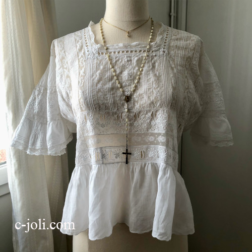 【パリ発送】G-343 フランスアンティークレース＆白糸刺繍リネンブラウス/トップス　19世紀手刺繍リネン＆ヴァランシエンヌレース