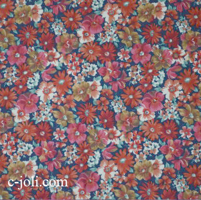 【日本発送】K-365　イギリスアンティーク/ヴィンテージ生地　アンティーリバティLibertyファブリック　コットン＆レーヨン 76x32cm