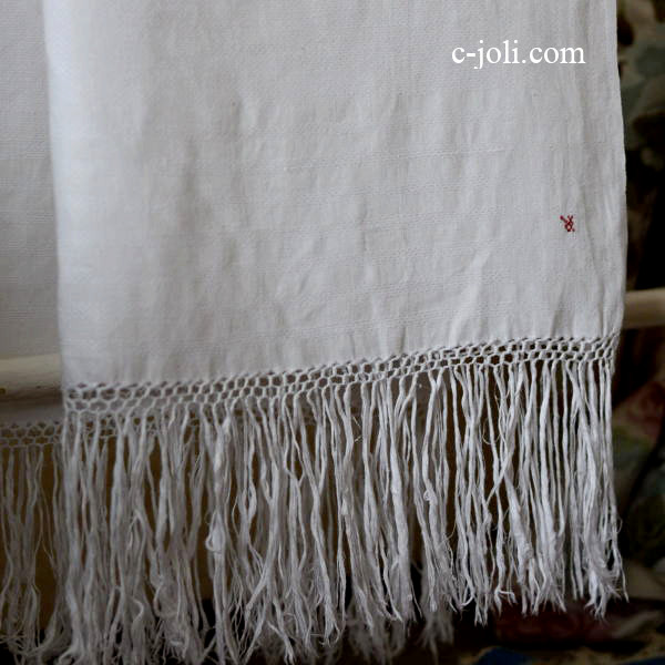 【日本発送】K-545　フランスアンティークリネンクロス　フリンジ付リネンタオル/ゲストタオル　手刺繍クロスステッチ 1m50