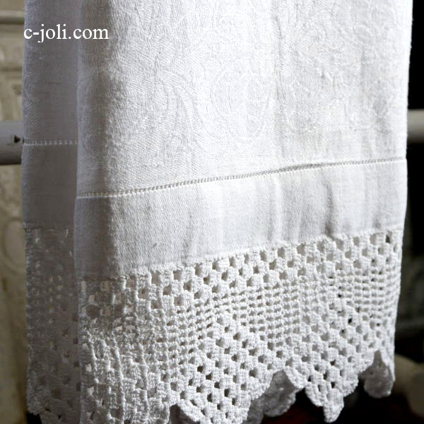 【日本発送】K-559　イギリスアンティークリネンゲストタオル　ダマスク織リネン＆クロシェレース 1m20