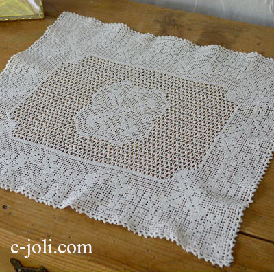 【日本発送】L-998　イギリスアンティークレース　コットンクロシェレースマット