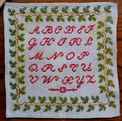 【日本発送】L1876　フランスアンティーク手刺繍スクールサンプラー