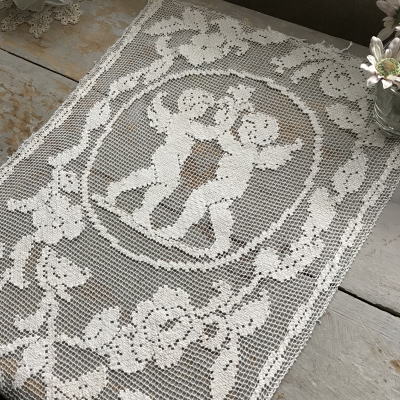 L2261　フランスアンティークレースクロス　天使柄ハンドワークリネンフィレレース 33x82cm