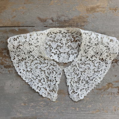 L2367　フランスアンティークレースつけ襟/レース衿　リネンニードルポイントレース