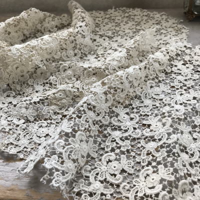 L2419 フランスアンティークレースパーツ/レースハギレ　リネンケミカルレース 2枚