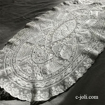【パリ発送】L2584 フランスアンティークノルマンディーレース　ホワイトワーク手刺繍リネンローン＆ヴァランシエンヌレースクロス 76x41.5cm