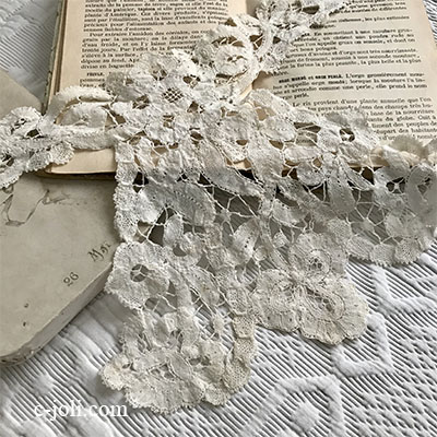 【パリ発送】L2587 フランスアンティークレースつけ襟/レースジャボ（胸元飾り）　1900年コットンボビンレース