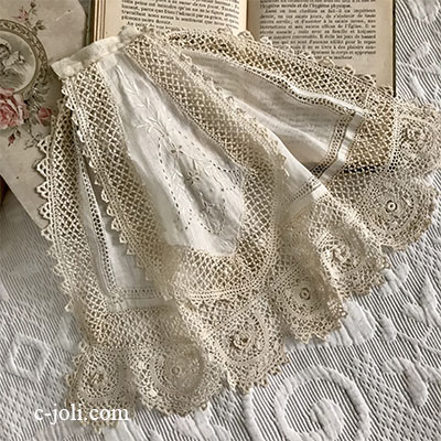 【パリ発送】L2588 フランスアンティークレースつけ襟/レースジャボ（胸元飾り）　カットワーク手刺繍リネンローン＆リネンクロシェ