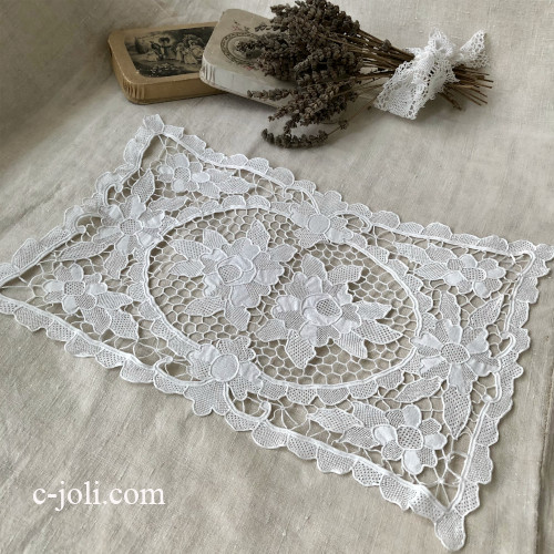 【パリ発送】L2743 フランスアンティークレース/テーブルマット　リネンニードルポイントレースクロス 40x27cm