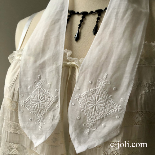 【パリ発送】L2805  フランスアンティーク刺繍＆綿ローンネクタイ/ストール/ラペット　手刺繍コットン 90cm