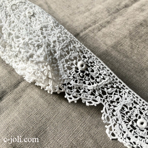 【パリ発送】L2812  フランスアンティークレーストリム/テープレース/ボーダーレース　リネンクロシェレース 2m10