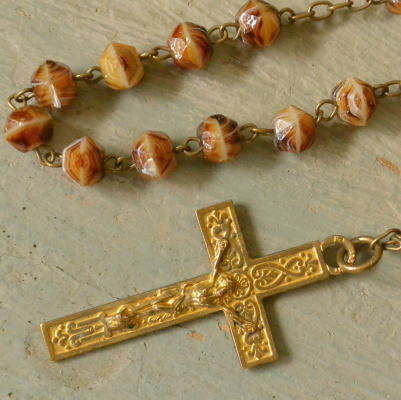 【日本発送】A-194　フランスアンティーク/ヴィンテージネックレス/ロザリオ　ガラス＆メタルクロスネックレス