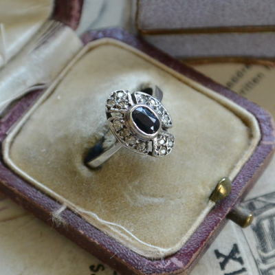 【日本発送】A-235  フランスアンティークジュエリー　オニキス＆ガラス＆シルバーリング