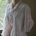 B-832　フランスアンティークブラウス/ジャケット　手刺繍コットン＆レース＆シルクブラウス
