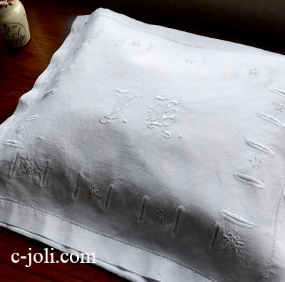 【日本発送】B-983　イギリスアンティークリネンランジェリーケース/パジャマケース　手刺繍リネン