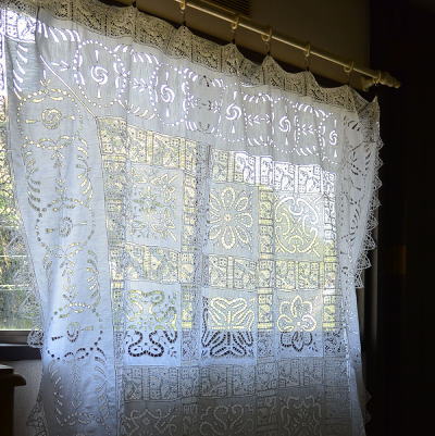 B1324　フランスアンティークコットンベッドスプレッド/ベッドカバー　カットワーク手刺繍コットン＆ボビンレース