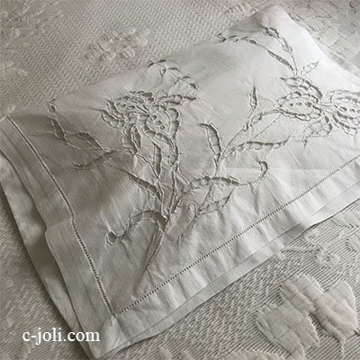 アンティークカットワークランジェリーケース