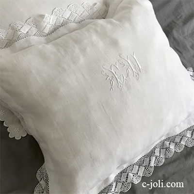 【パリ発送】B1549 フランスアンティークリネンピローケース/クッションカバー　手刺繍モノグラムリネン＆ボビンレース 83x70cm