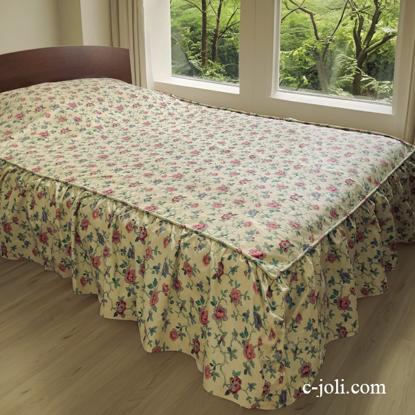 【日本発送】B1678 フランスアンティークリネンベッドスプレッド/ベッドカバー　ローズ柄リネンファブリック 125x213cm