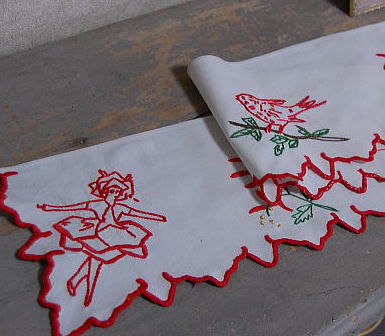 【日本発送】C-326　フレンチアンティークリネンシェルフランナー　手刺繍リネン