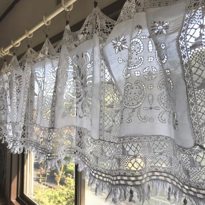 C-975　フランスアンティークカーテン/カフェカーテン　カットワーク手刺繍リネンローン＆ボビンレース 2m39