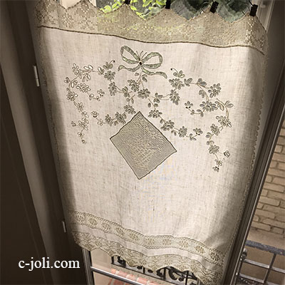 【パリ発送】C1097 フランスアンティークスモールカーテン/リネンカーテン カットワーク手刺繍リネン＆クロシェレース 55.5x86cm