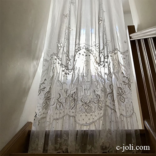 【パリ発送】C1140 フランスアンティーク刺繍＆レースカーテン　19世紀コーネリー刺繍コットン＆チュールレースカーテン 148x266cm