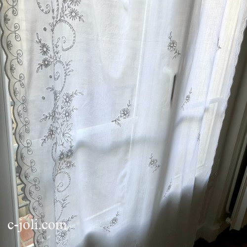 【パリ発送】C1176 フランスアンティークコットンカーテン　コーネリー刺繍ローンカーテン 2m50
