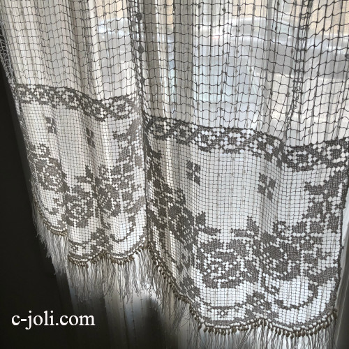 【パリ発送】C1178 フランスアンティークレーススモールカーテン2枚　ローズ柄ハンドワークリネンフィレレースカーテン 40x100cm