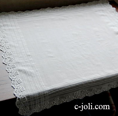 【日本発送】E-170　フレンチアンティークハンカチ　綿ローン大判コットンハンカチ