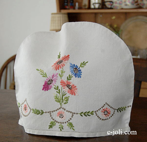 【日本発送】E-209　イギリスアンティークコットンティーコージー　手刺繍コットン