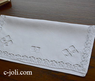 【日本発送】E-314　フランスアンティークリネンテーブルナプキンケース　手刺繍リネン
