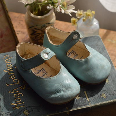 E-604　スコットランドアンティークドール/ベビーシューズ　フェイクレザーシューズ 11cm
